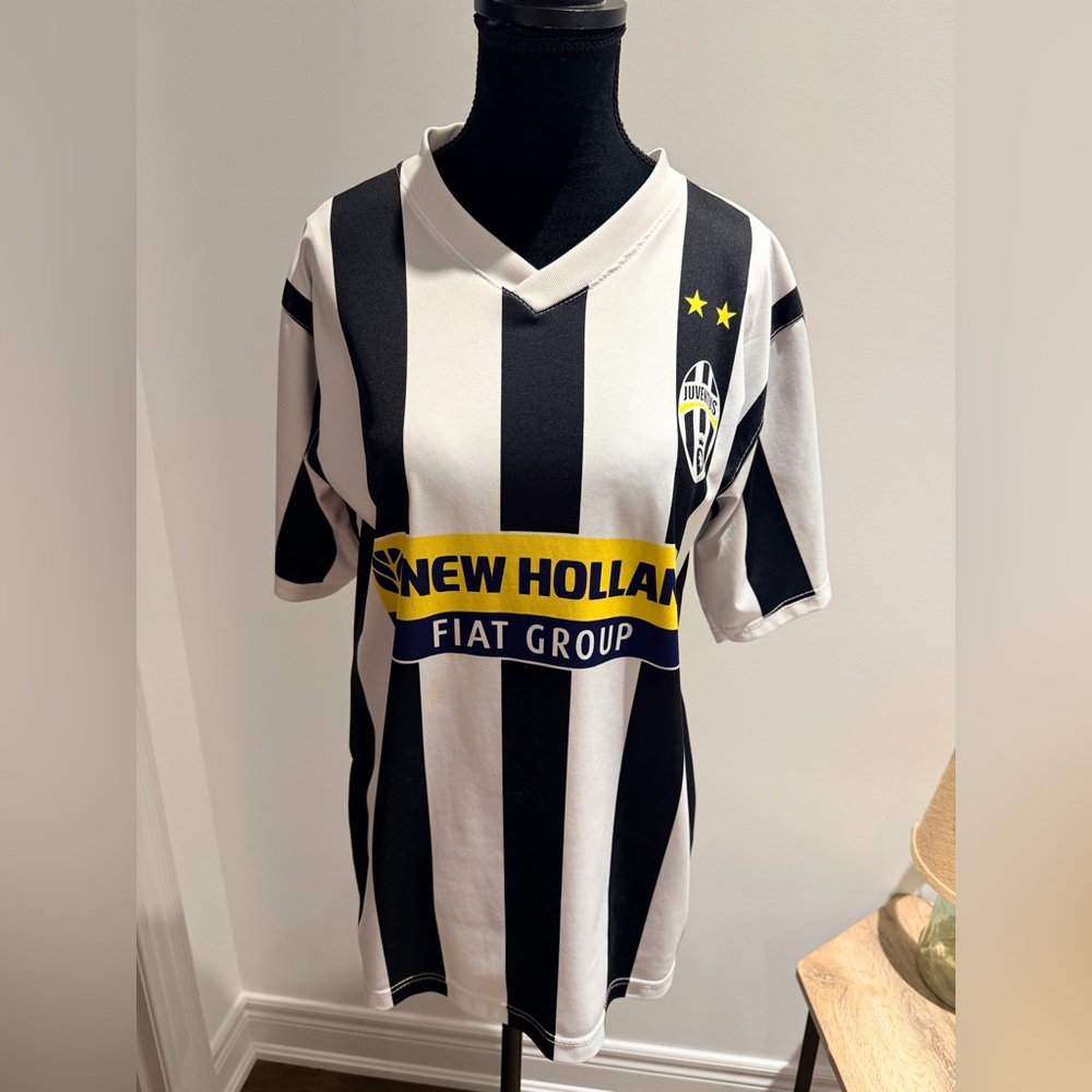 Juventus Jersey New Holland Fiat Group #28 Men’s Size Small Short Sleeve